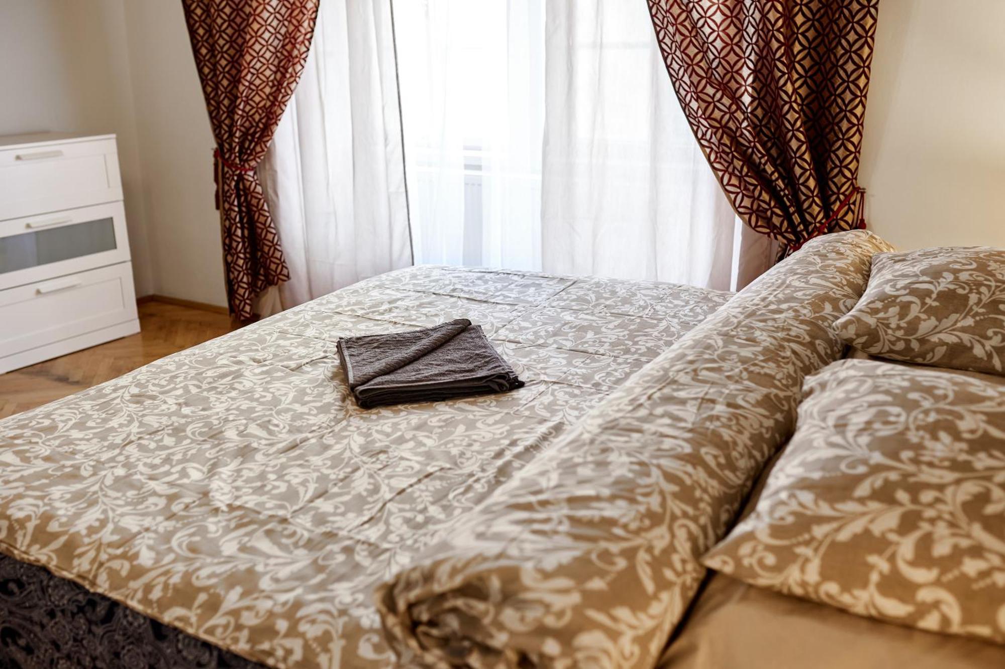 Apartamento At The Blue Lion & Parking Assistance *