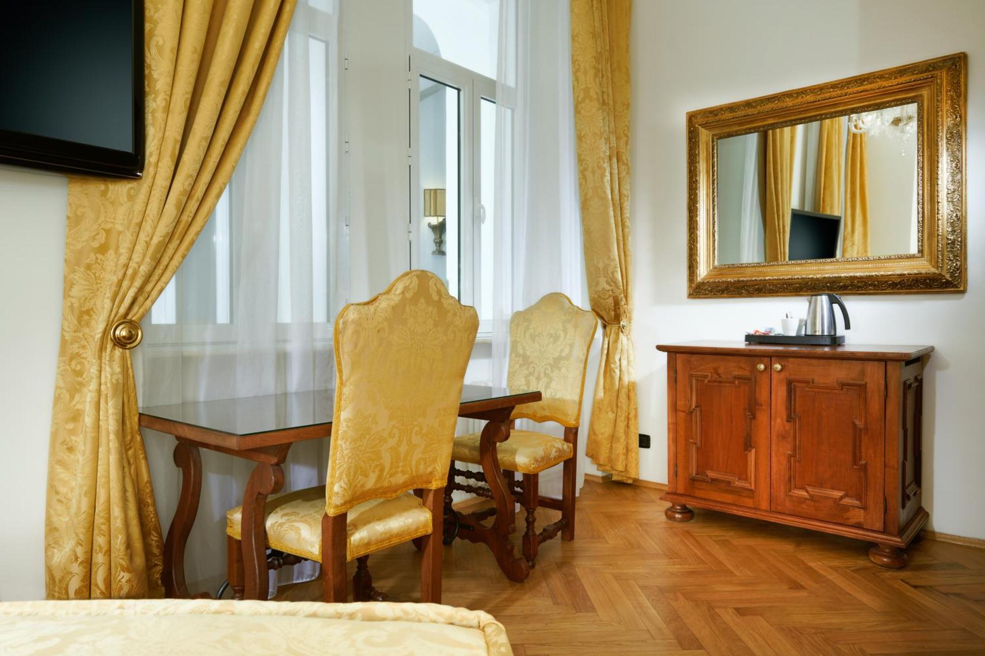 Hotel Charles Bridge Palace Prague