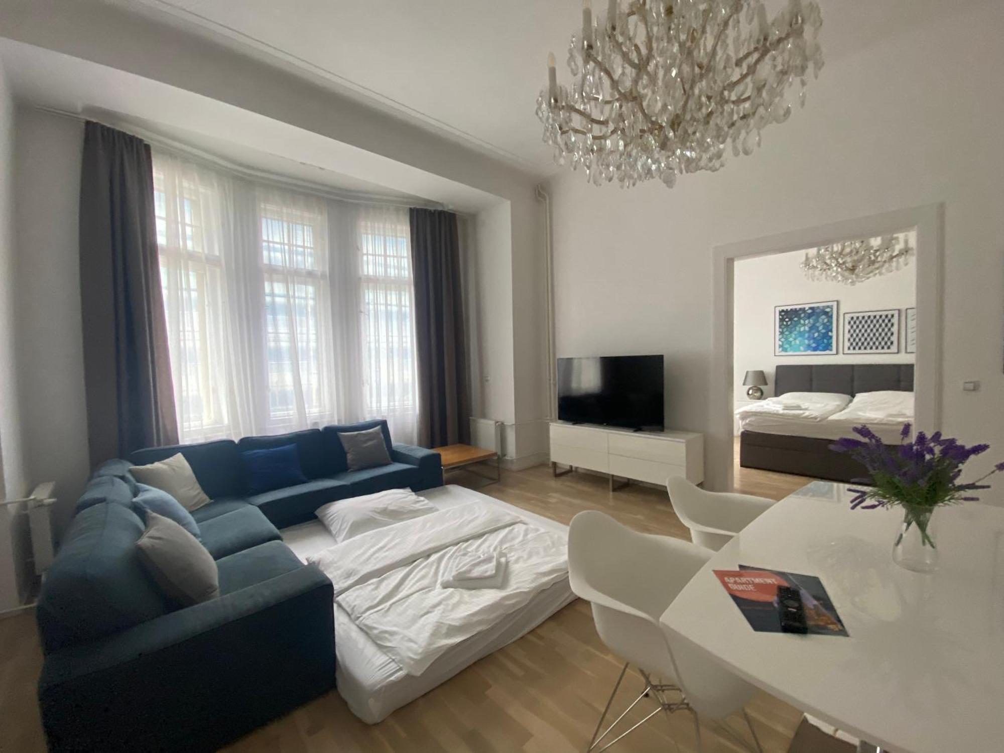 Class In Old Town 2 Bedrooms