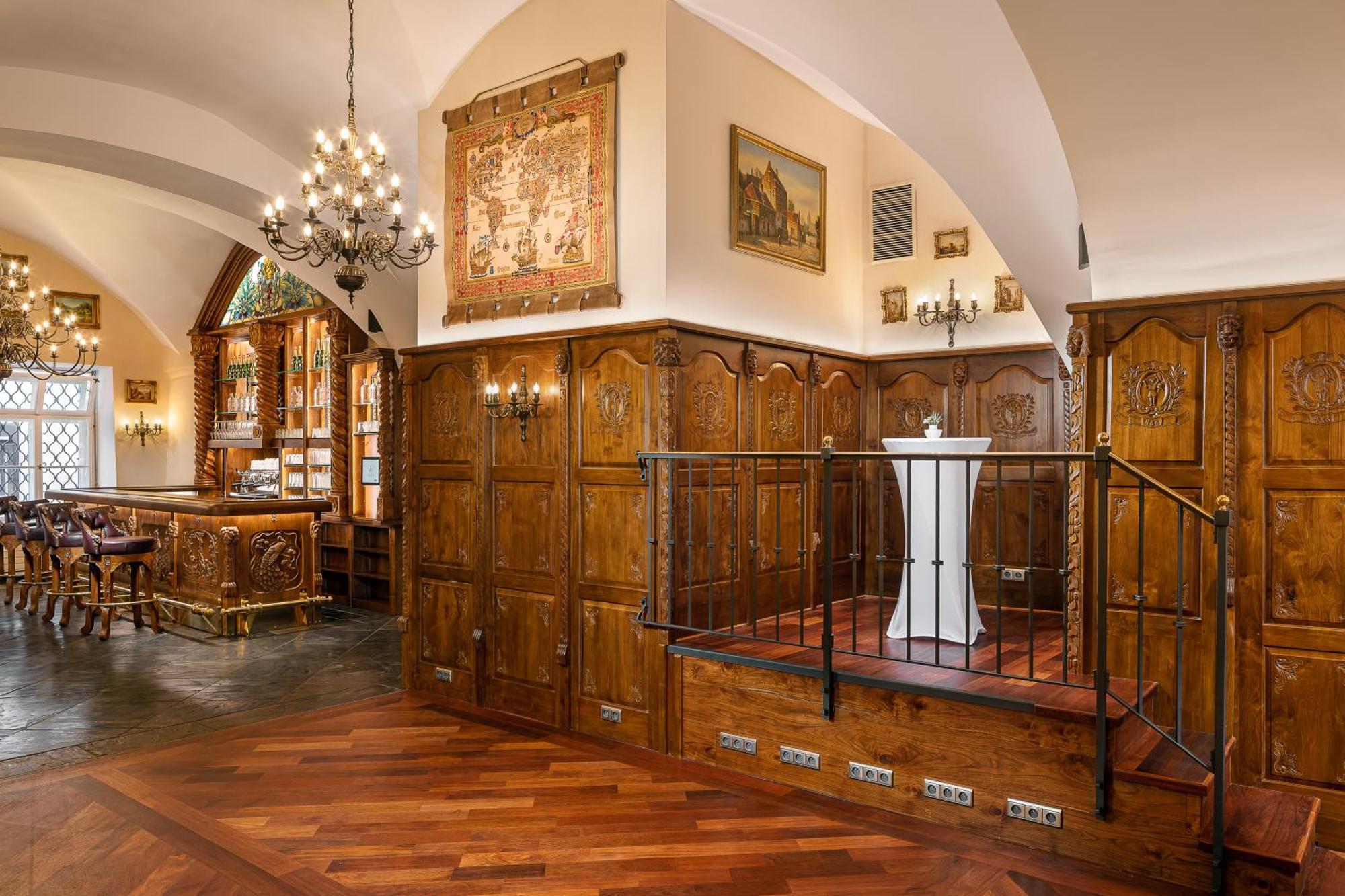 Iron Gate & By Bhg Hotel Prague