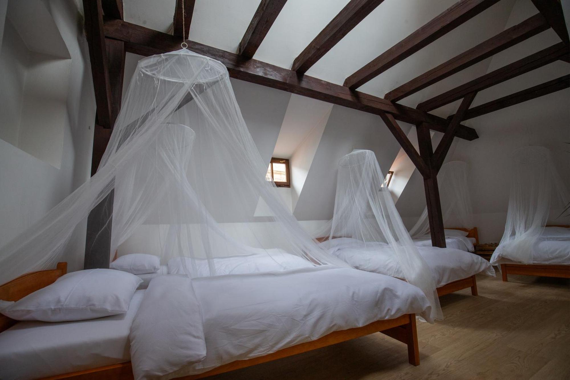 Women's Only - Female Only Hostel Prague