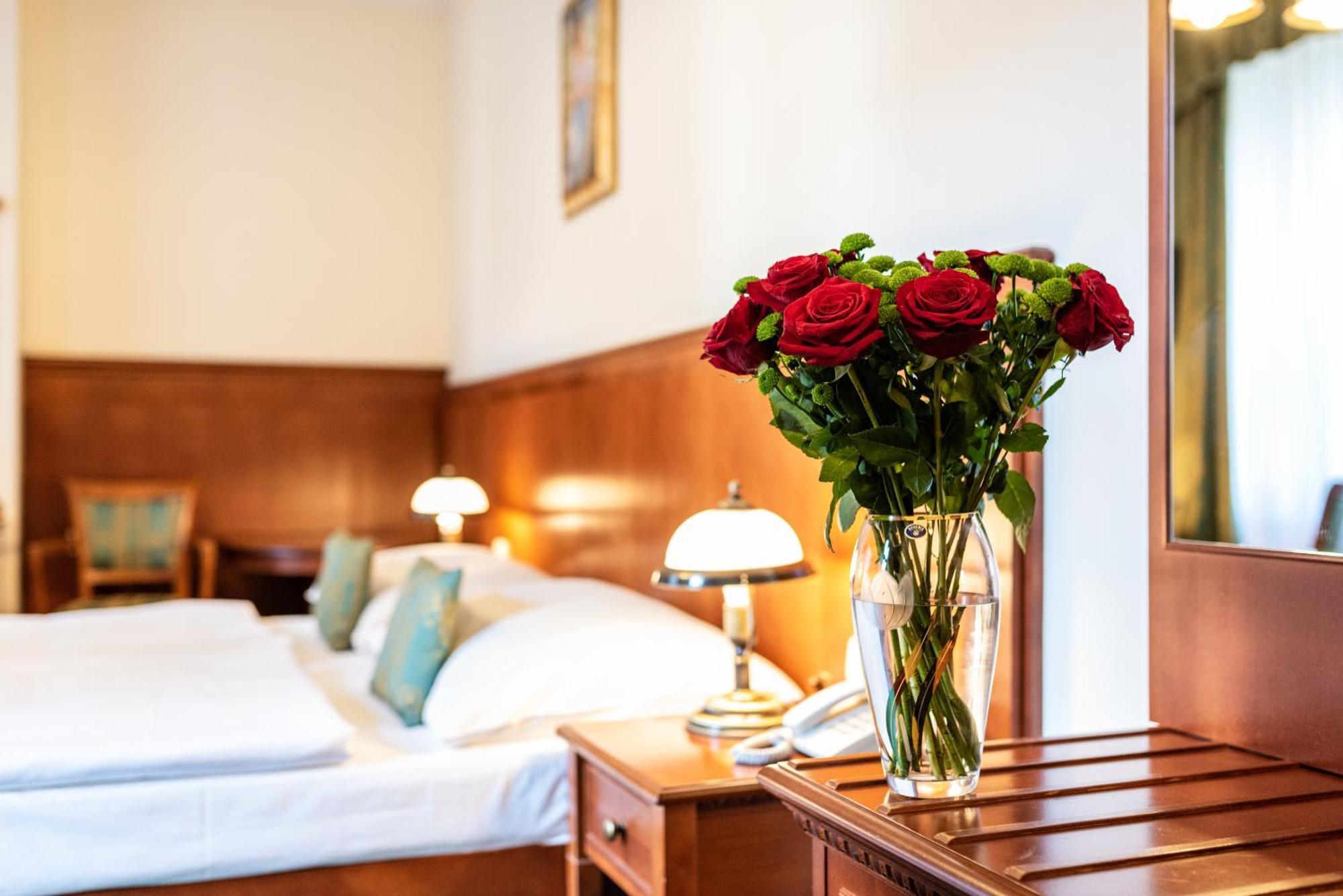 Arkada Hotel