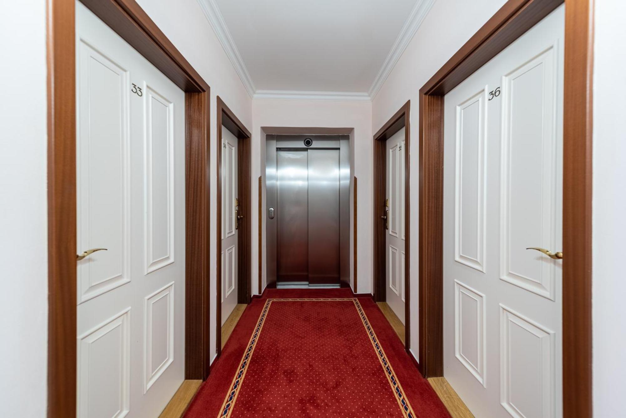 Arkada Hotel 4*