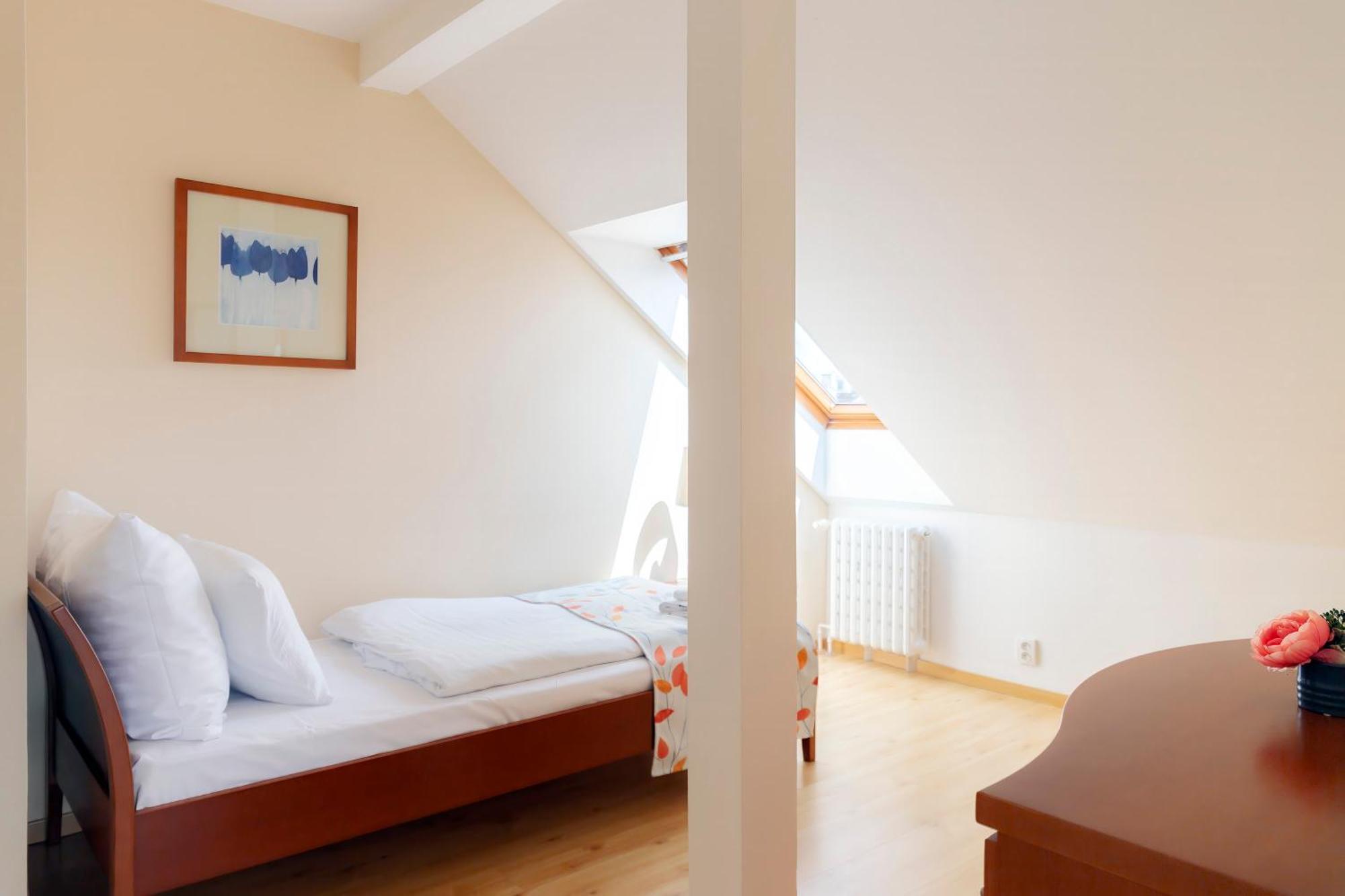 Apart Otel Orion 4*