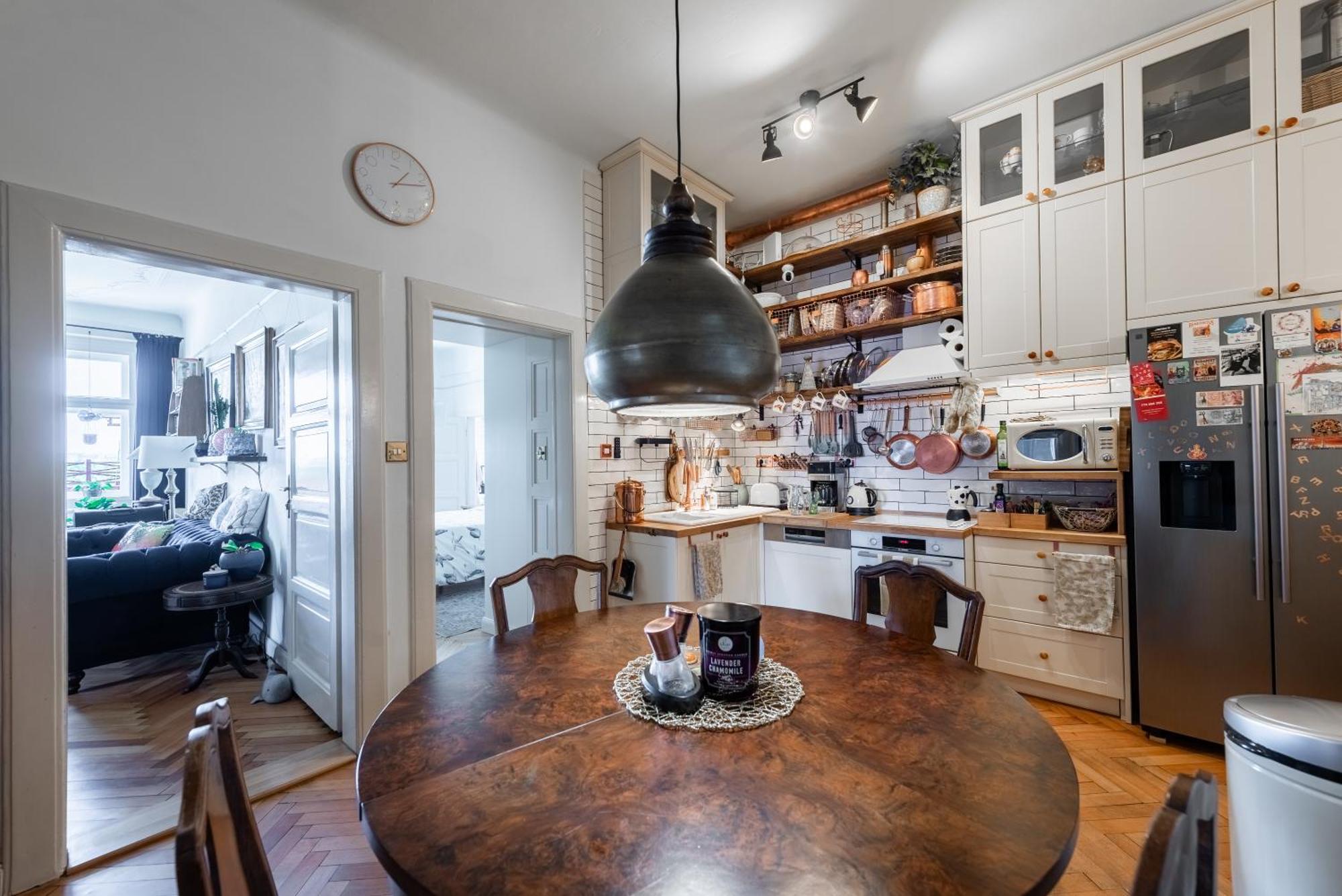 Victoria Design - Premium Ohrada Homestay
