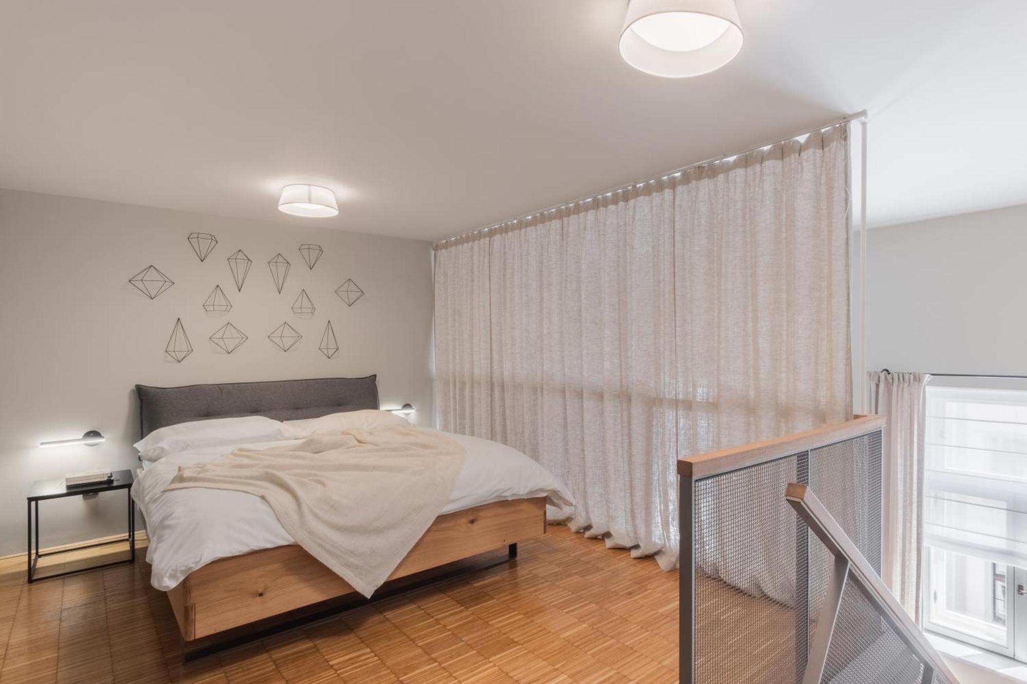 Days - Loft - Parking - 4 Min Wenceslas Sq Apartment Prague