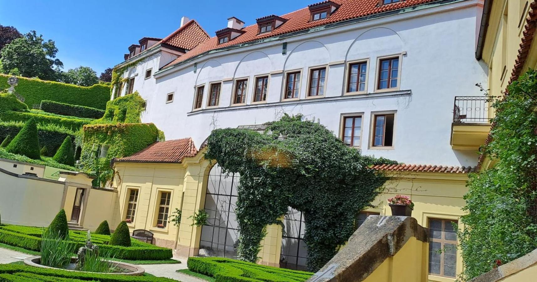 Apartamento At The Blue Lion & Parking Assistance Praga