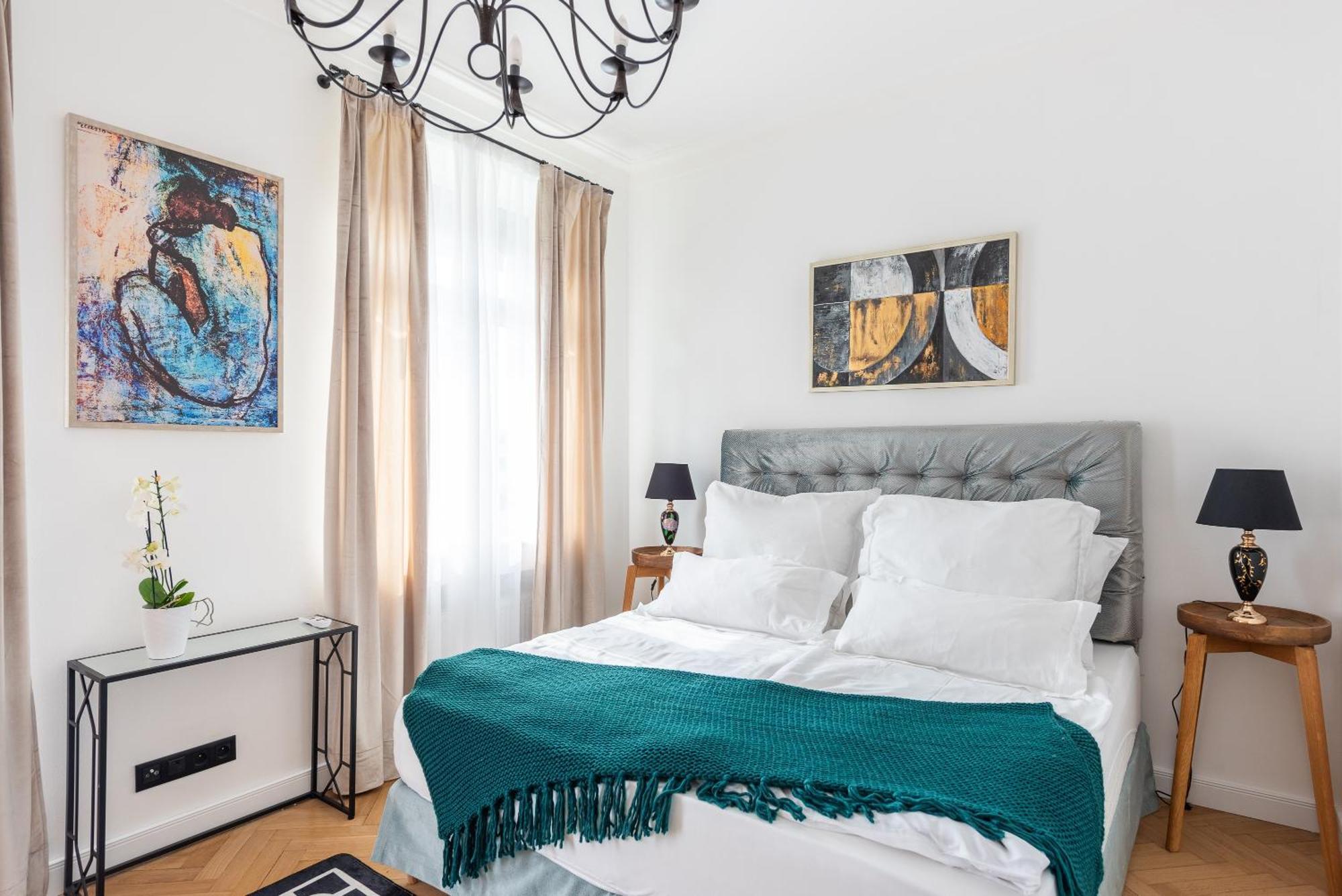 Luxury With A Balcony And A Terrace Apartamento Praga
