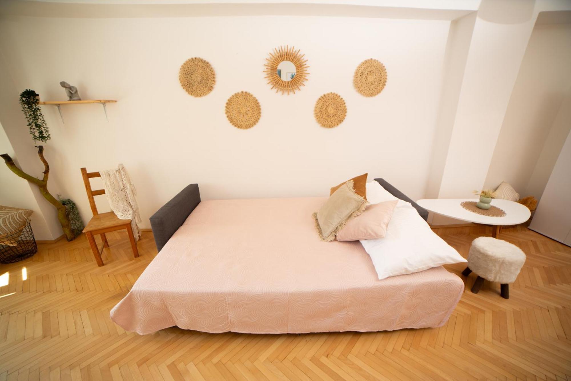 Apartment 212 - Boho In Next To City Center 5 Minutes To Wenceslas Square Prague