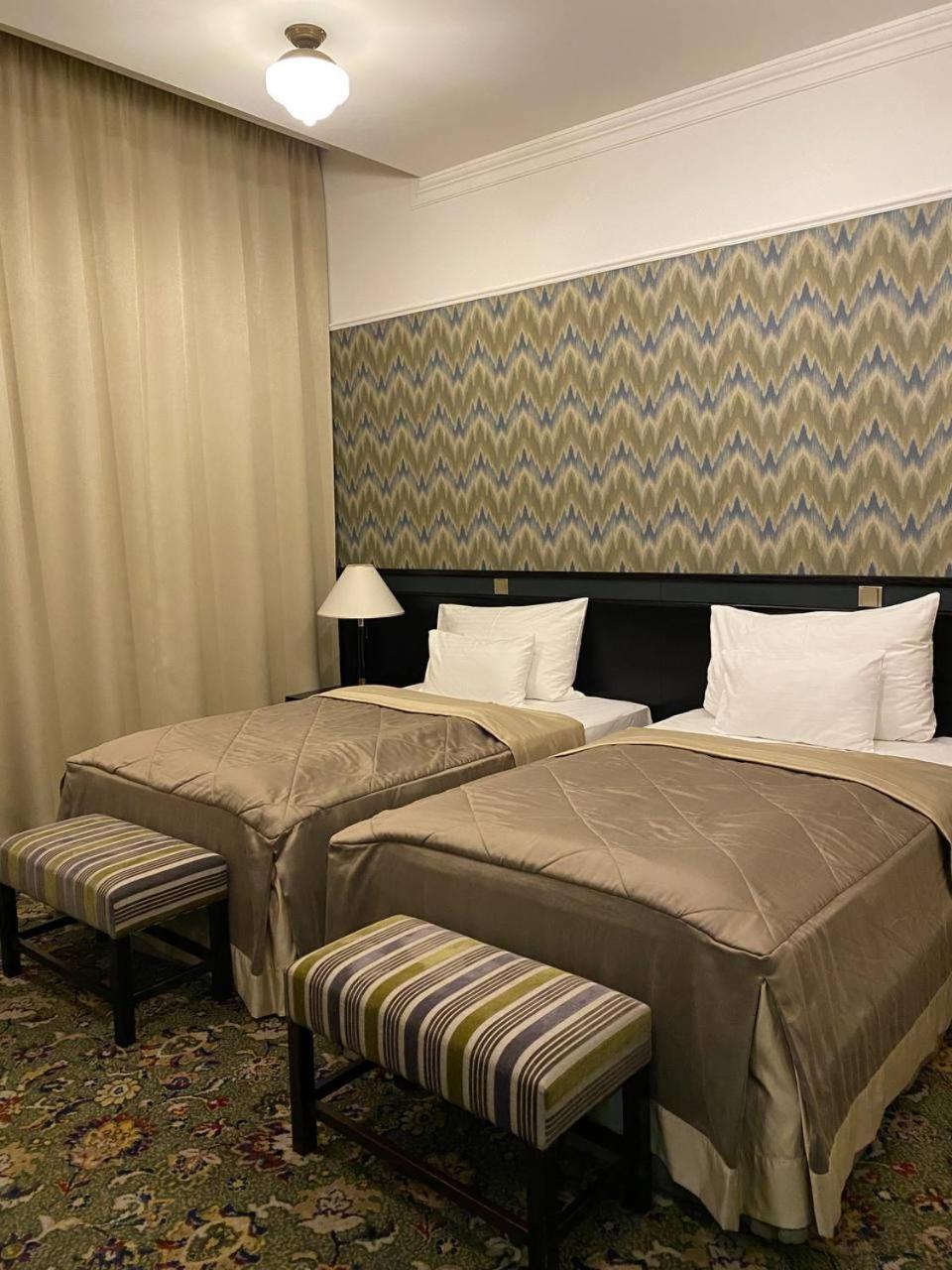 Savoy 4*