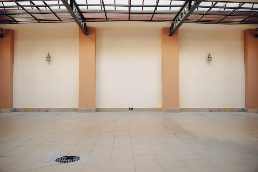 Daire Magnificent Historical Penthouse In The Heart Of *
