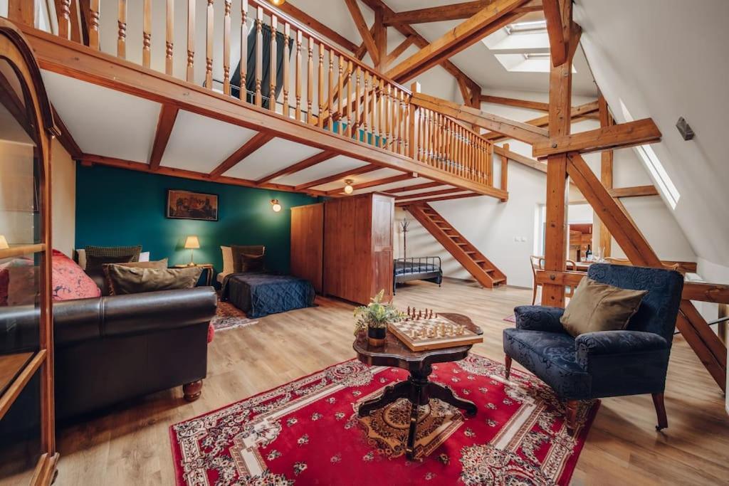 Magnificent Historical Penthouse In The Heart Of Daire