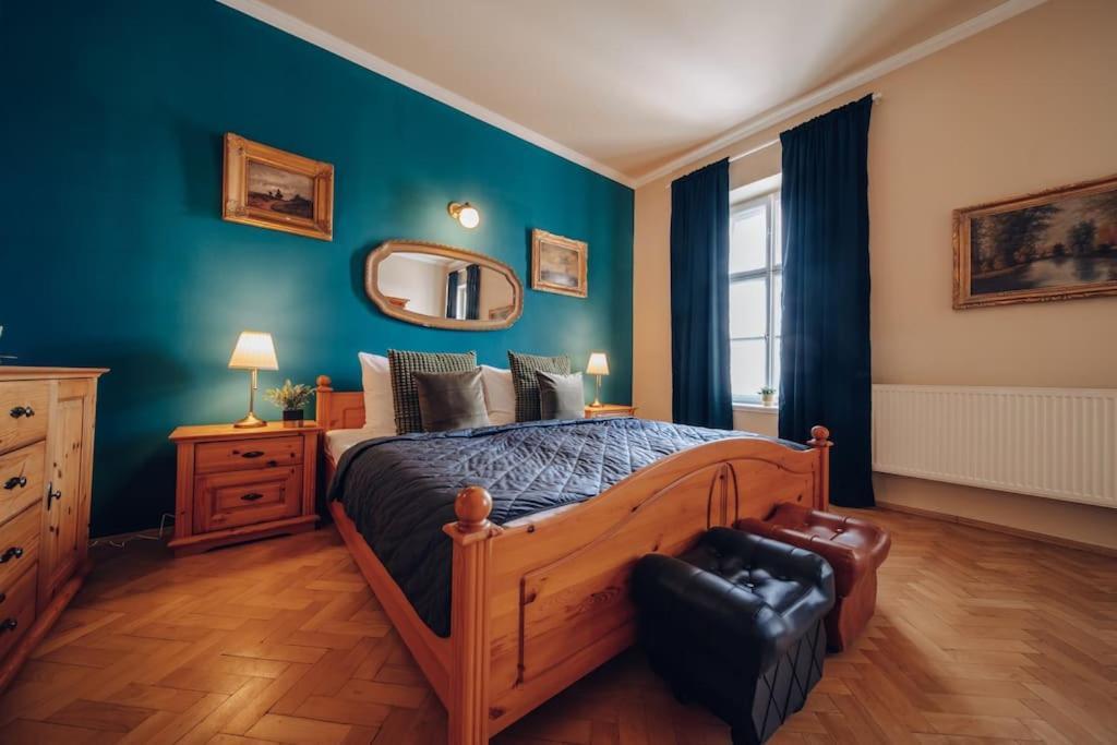 Daire Magnificent Historical Penthouse In The Heart Of *