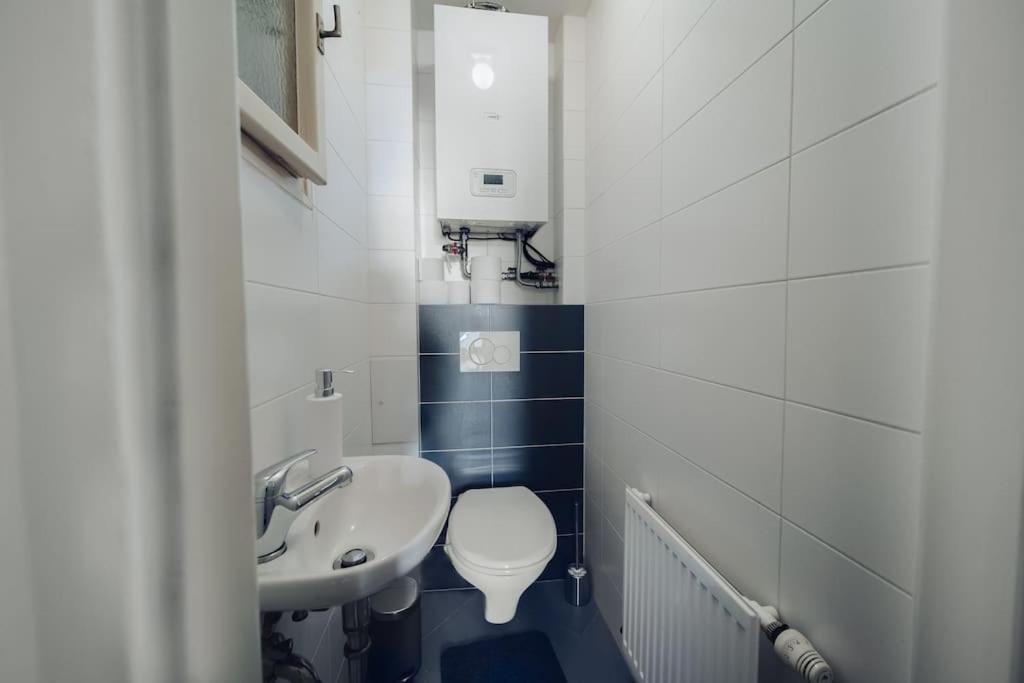 Downtown 2bd Riverside Near Dancing House Appartement