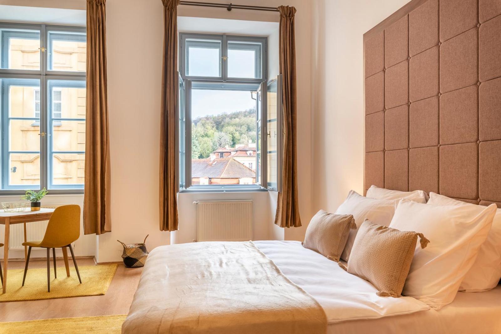 Appart hôtel Primavera - Castle View *