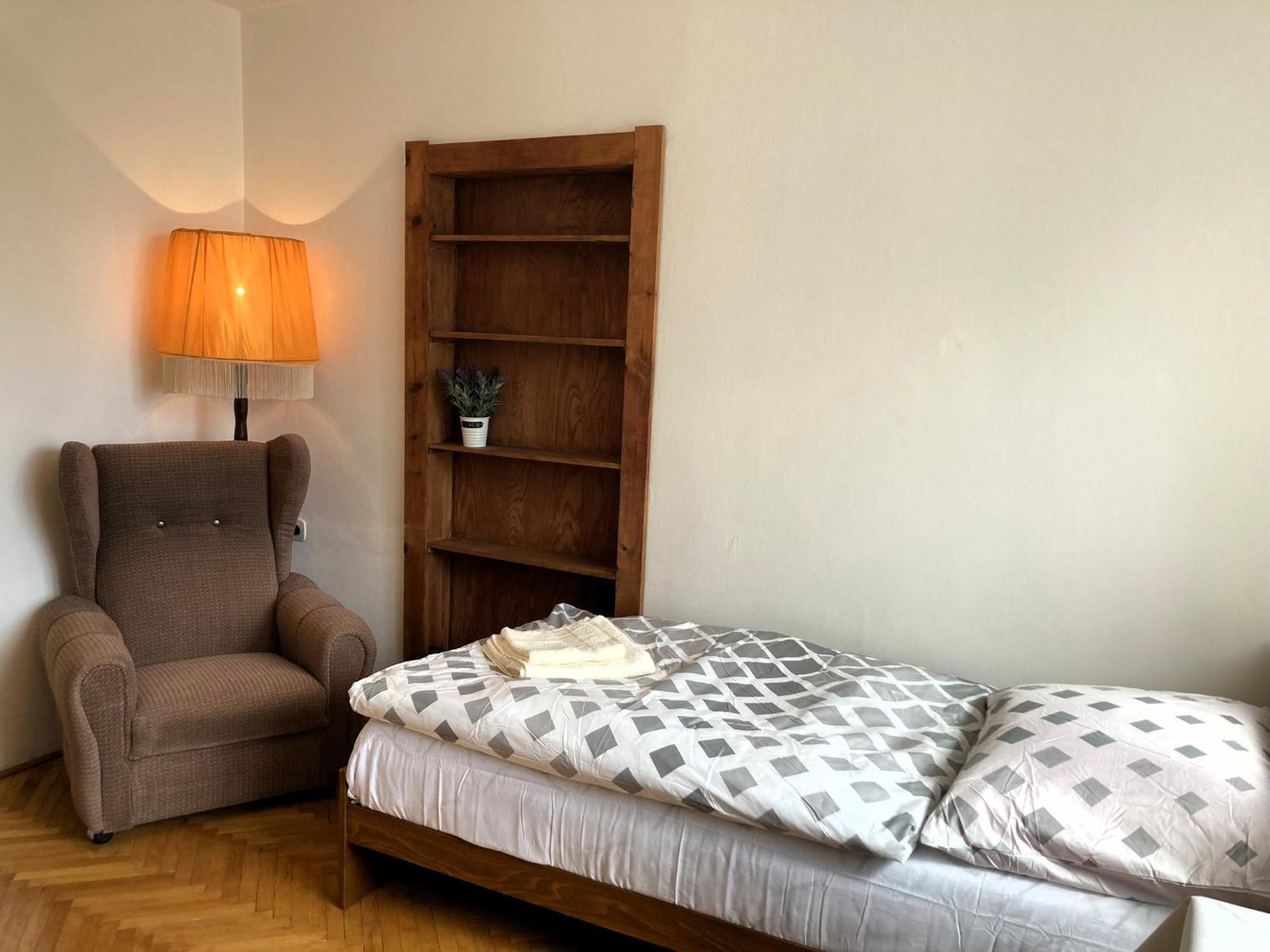 Spacious - Free Parking! * Prague