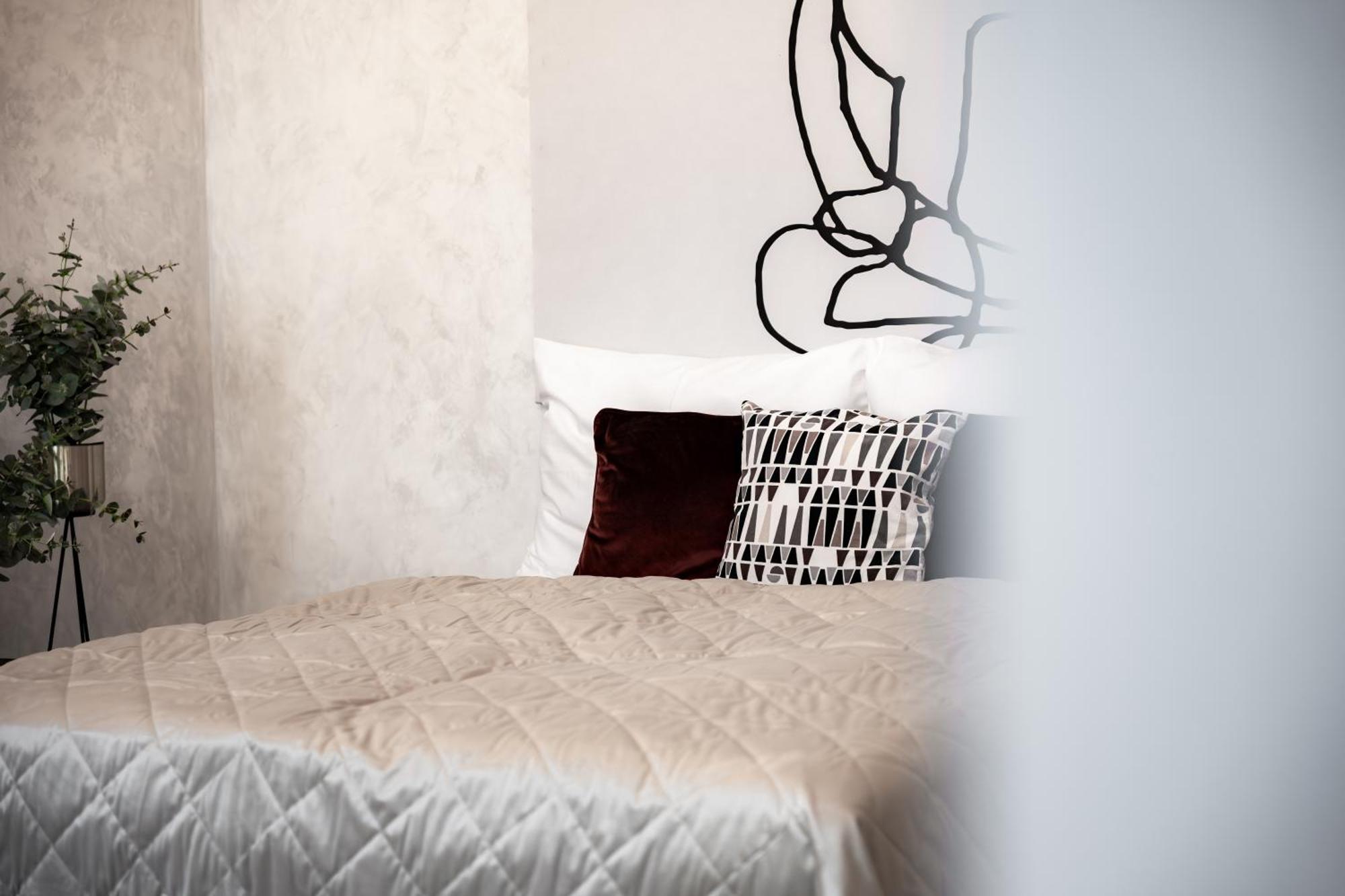 Delicate Charm At Heart Apartment Prag