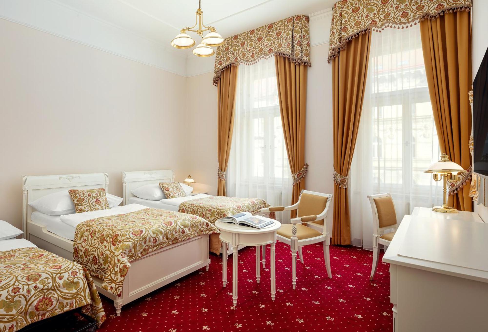 Hotel Alqush Downtown