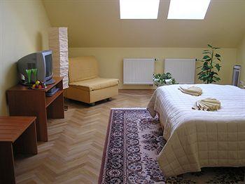 Na Smetance Aparthouse Hotel 3*