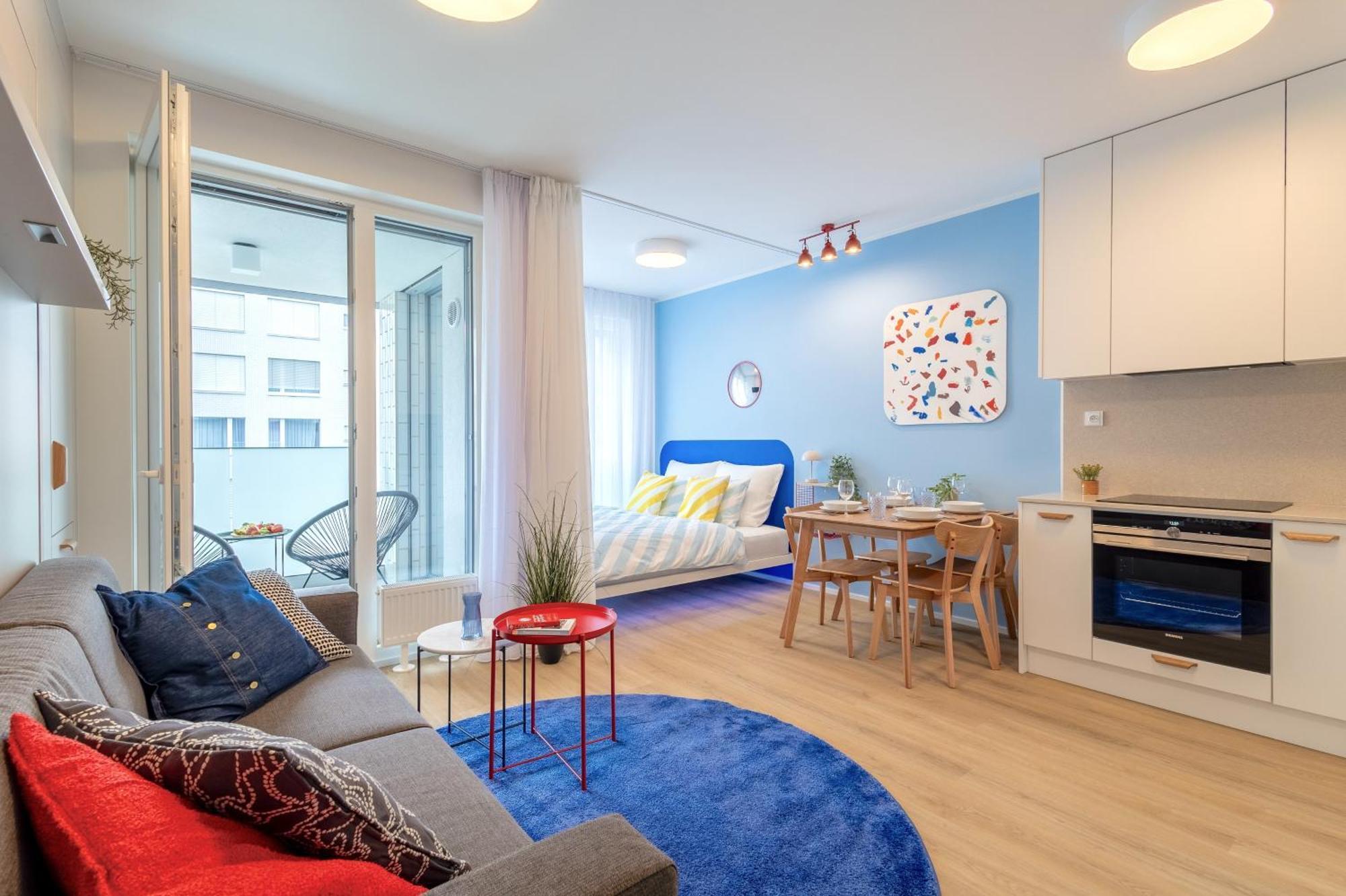 Colorful - Balcony, Free Parking, By Gravity Apartamento Praga