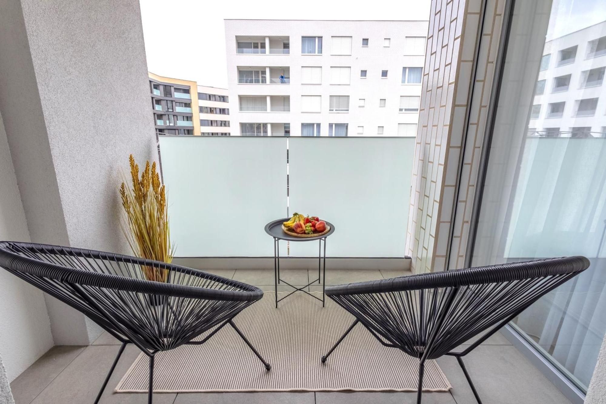 Apartamento Colorful - Balcony, Free Parking, By Gravity *