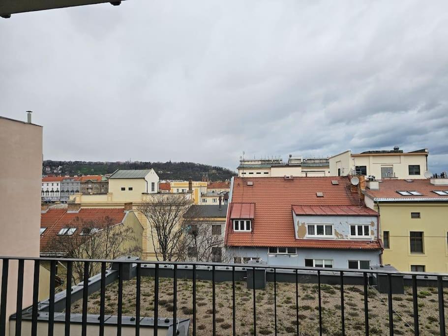 Apartment Luxurious Near The Center - Entire Unit Prague