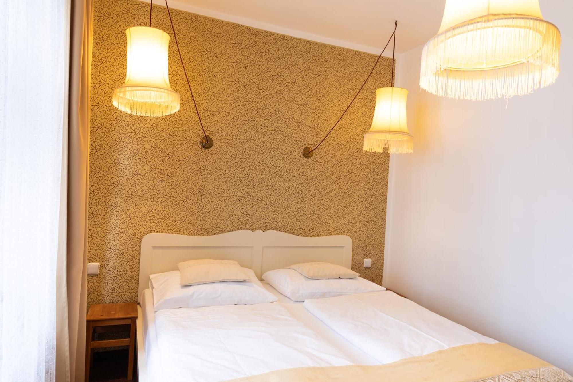Sir Toby's Midtown * Prague