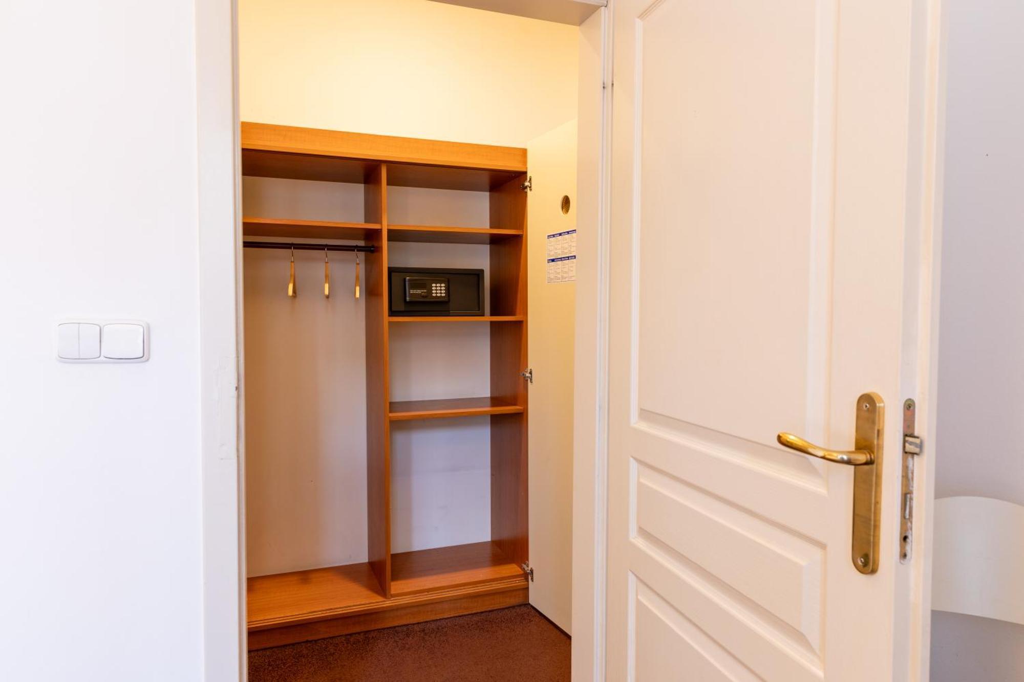 Sir Toby's Midtown Hostel Prague