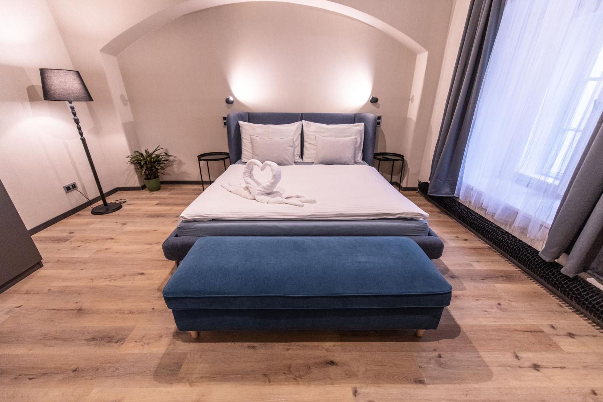 Locals Monastery Apartamento Praga