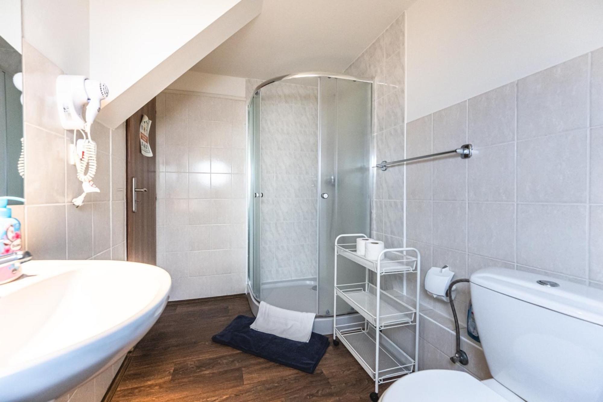 Kamenicka 23 * Prague