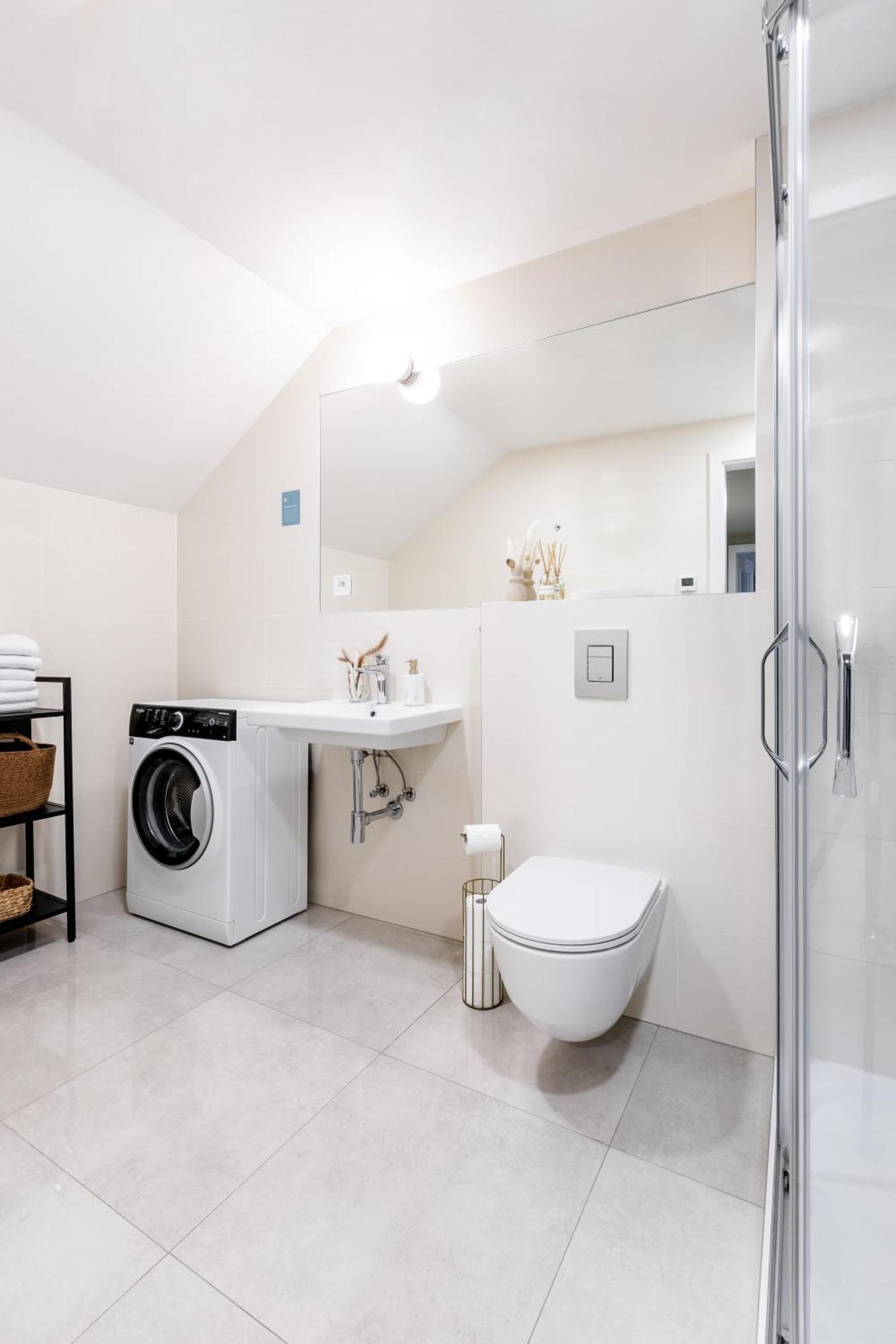 Turnkey I Karlin Square Apartment *