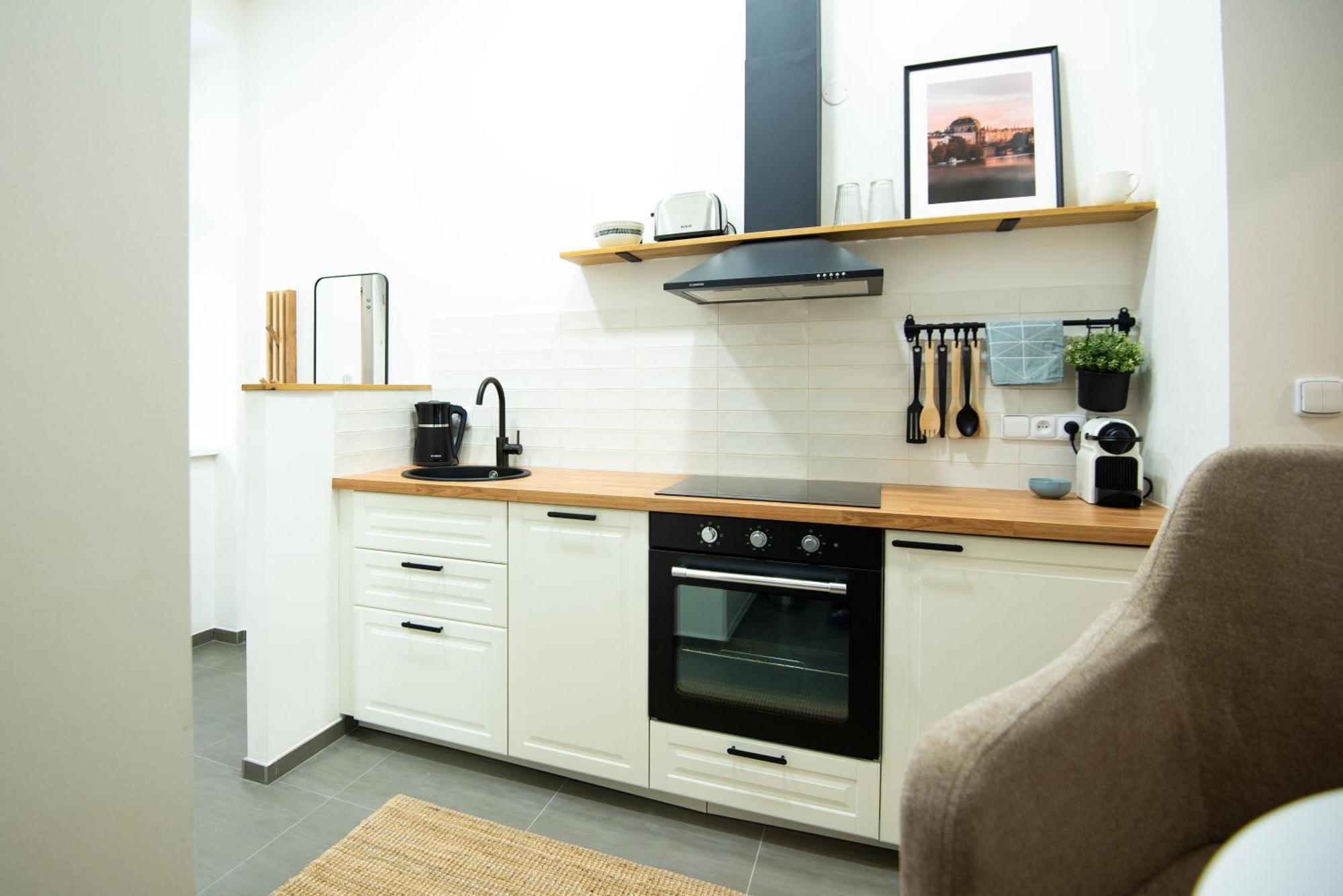 Apartamento Modern & Spacious Near The Old Town *
