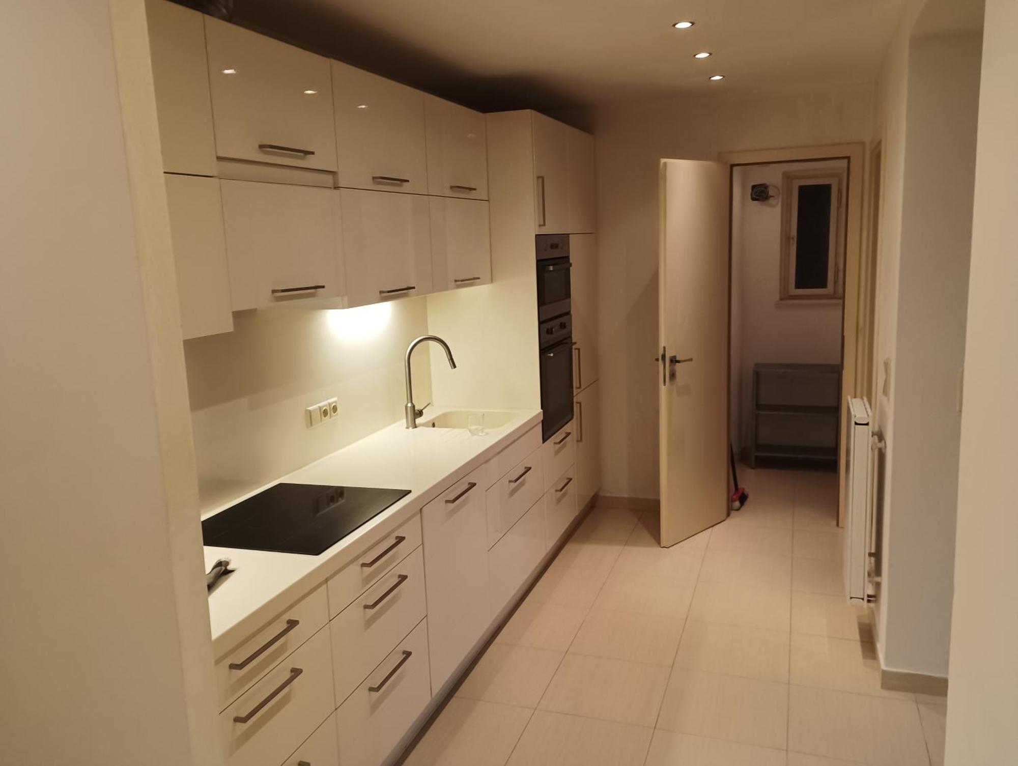 Privatunterkunft Spacious In 6 Near Center