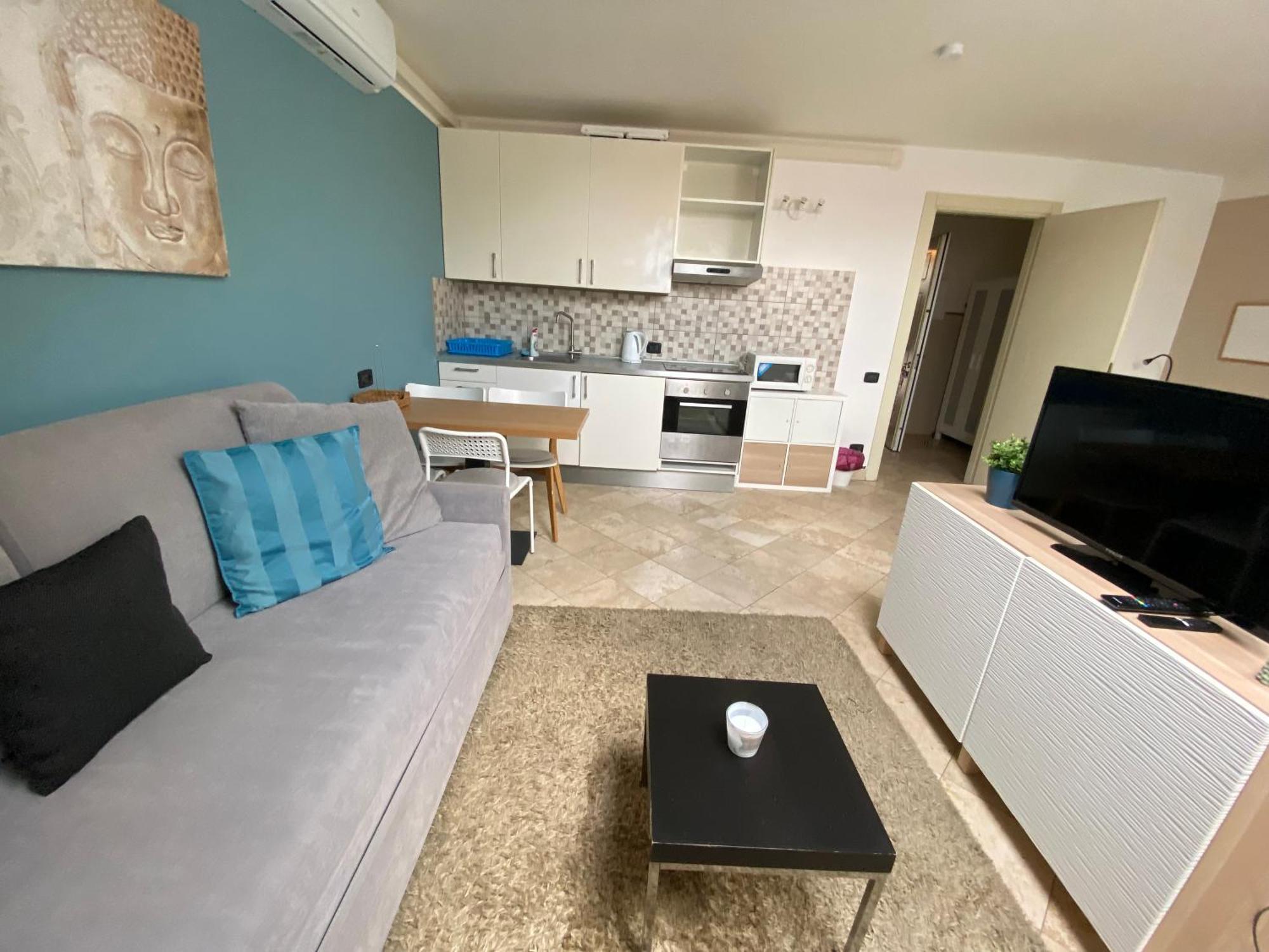 Apart Otel Legerova 33