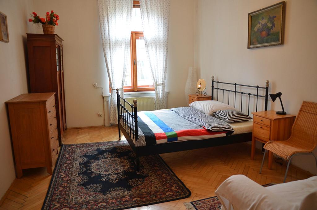 Vezenska Apartment *