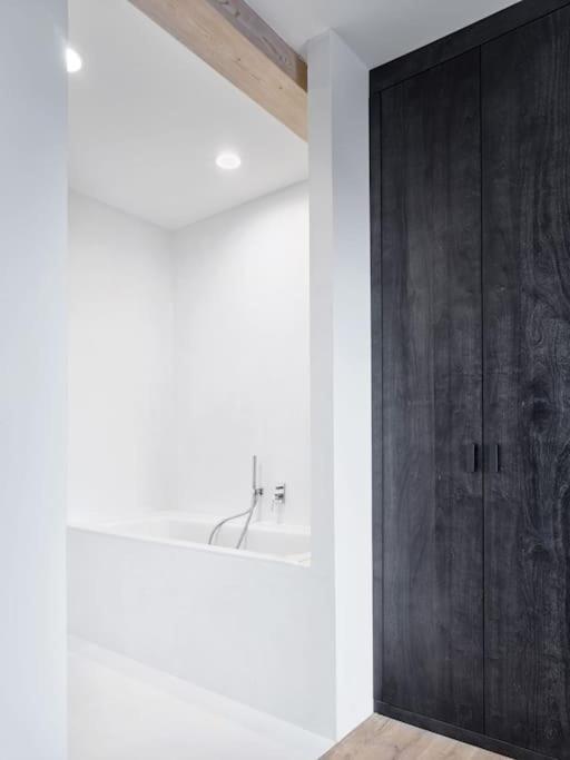 Appartement Rooftop Penthouse With Terrace, Prime Location