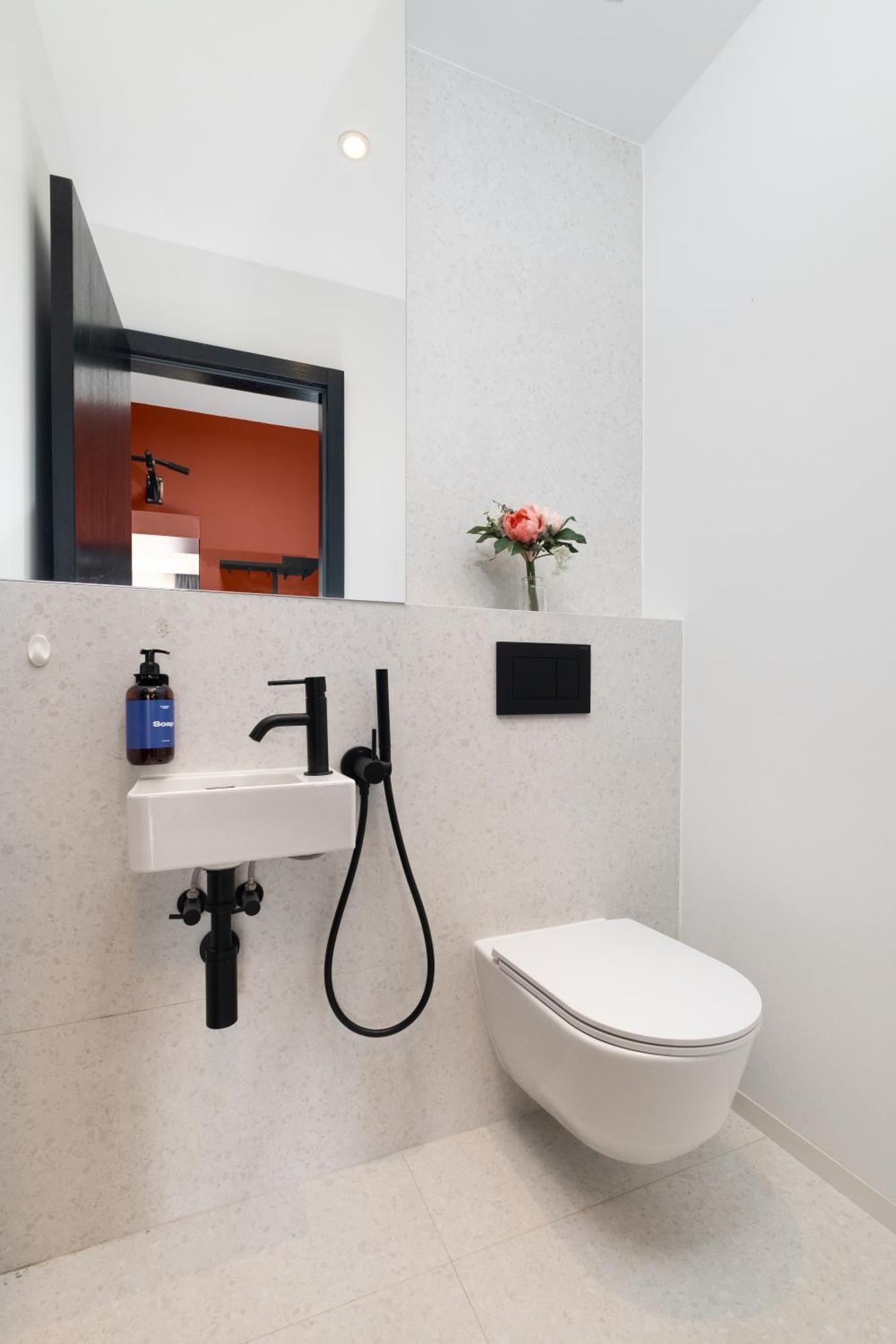 Apartment Days - Modern With Workspace - Quiet Area *
