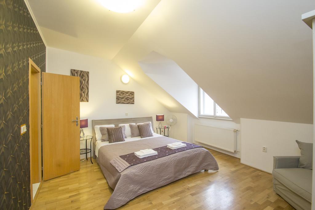 Old Town Terrace Apartment