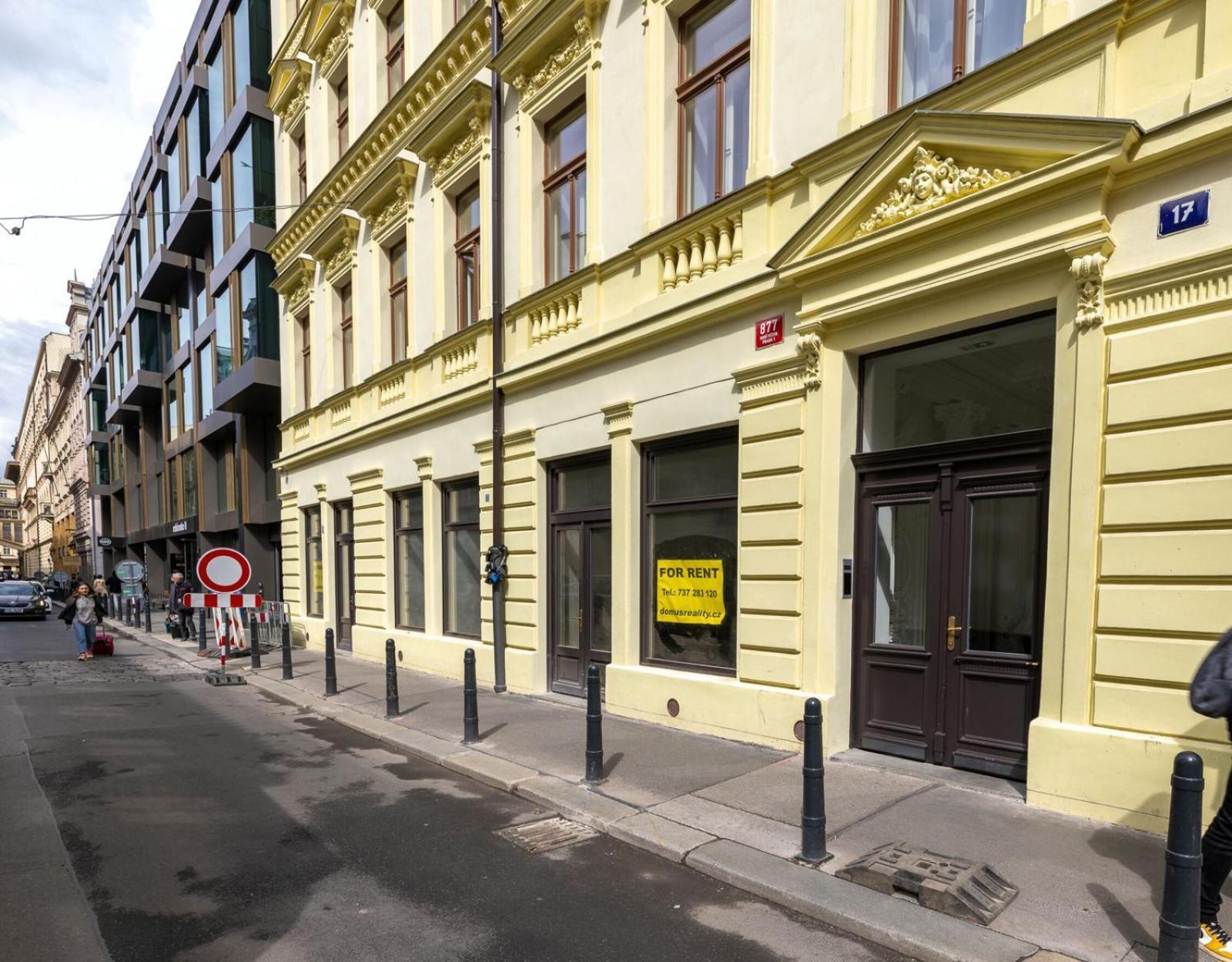 Modern Urban In The Center Of Daire *