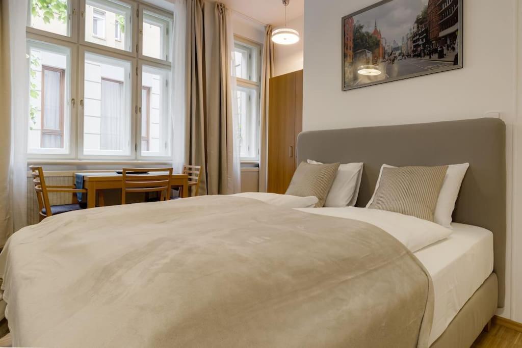 Apartamento Deluxe In Prime Location *