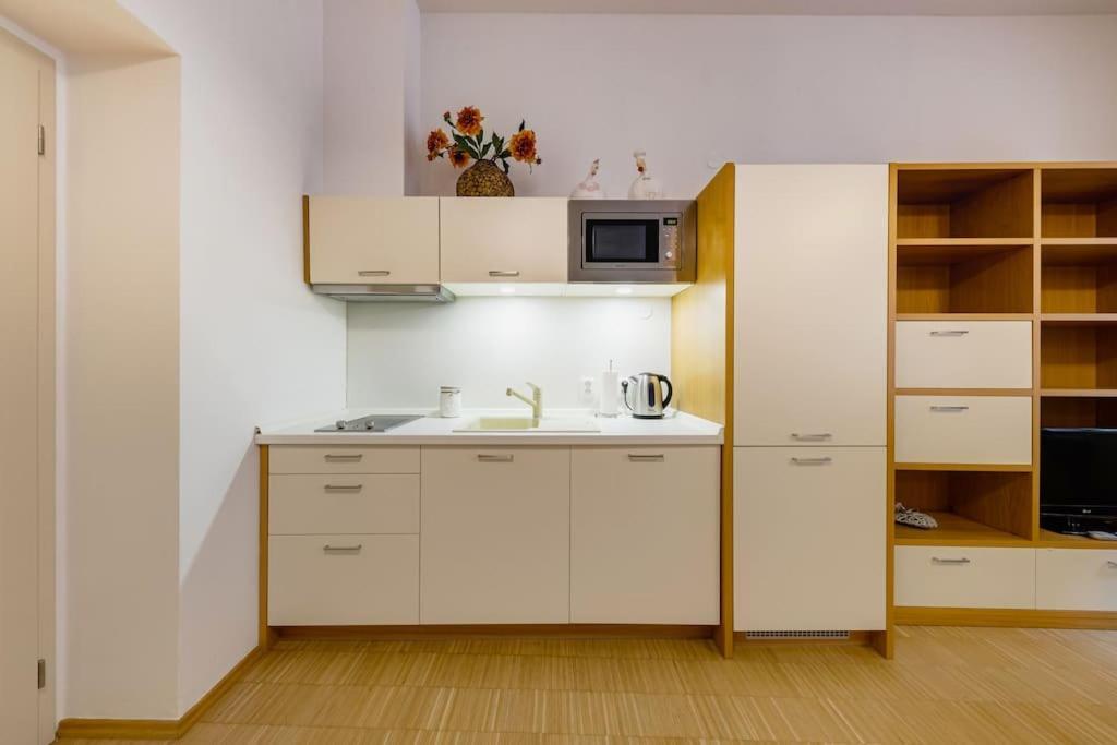 Deluxe In Prime Location Apartamento *
