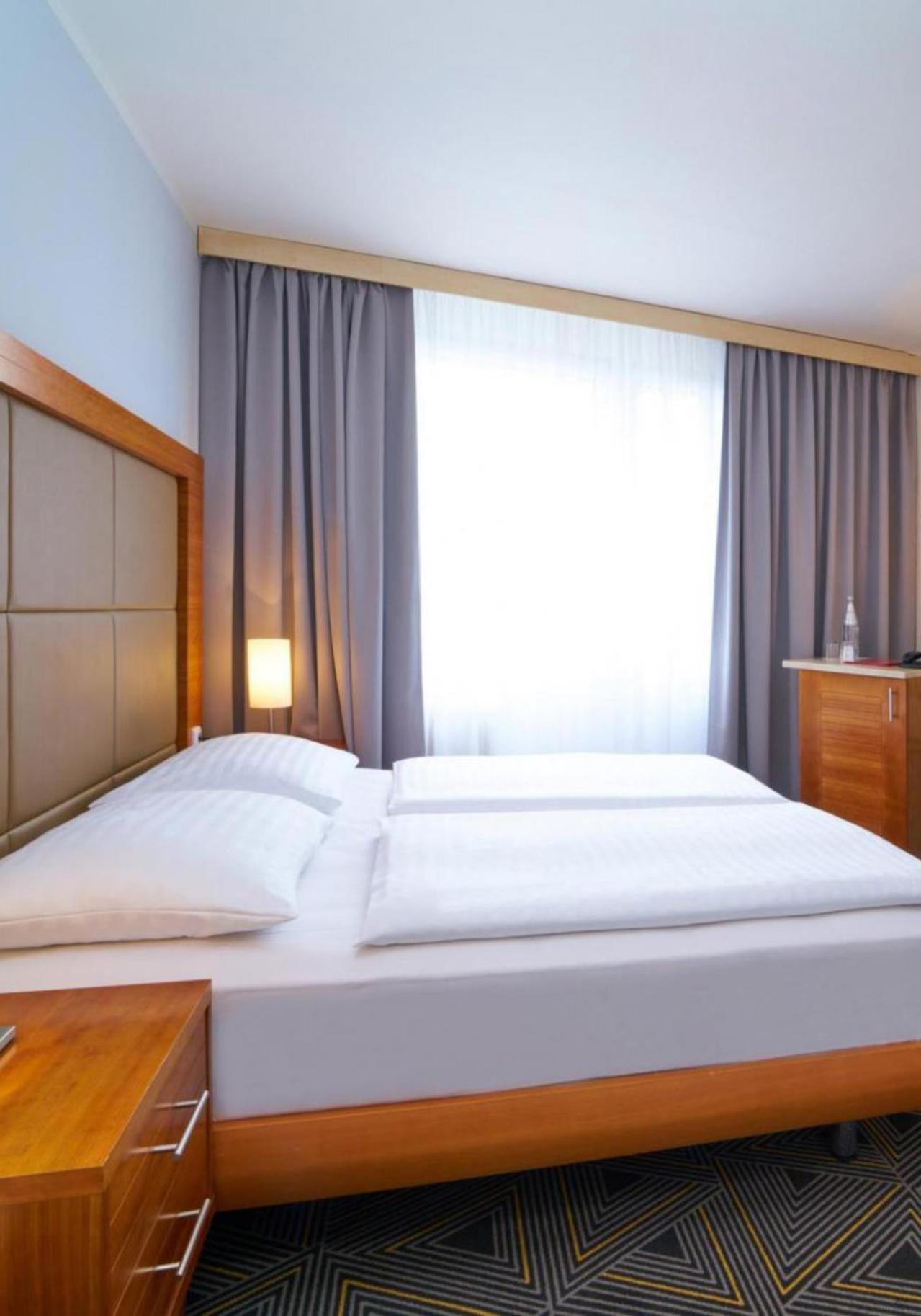 Uno Hotel