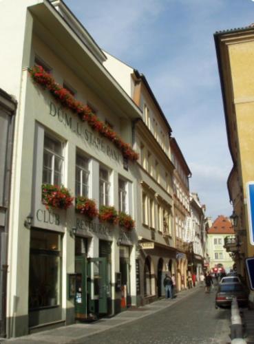 U Stare Pani - At The Old Lady Praga