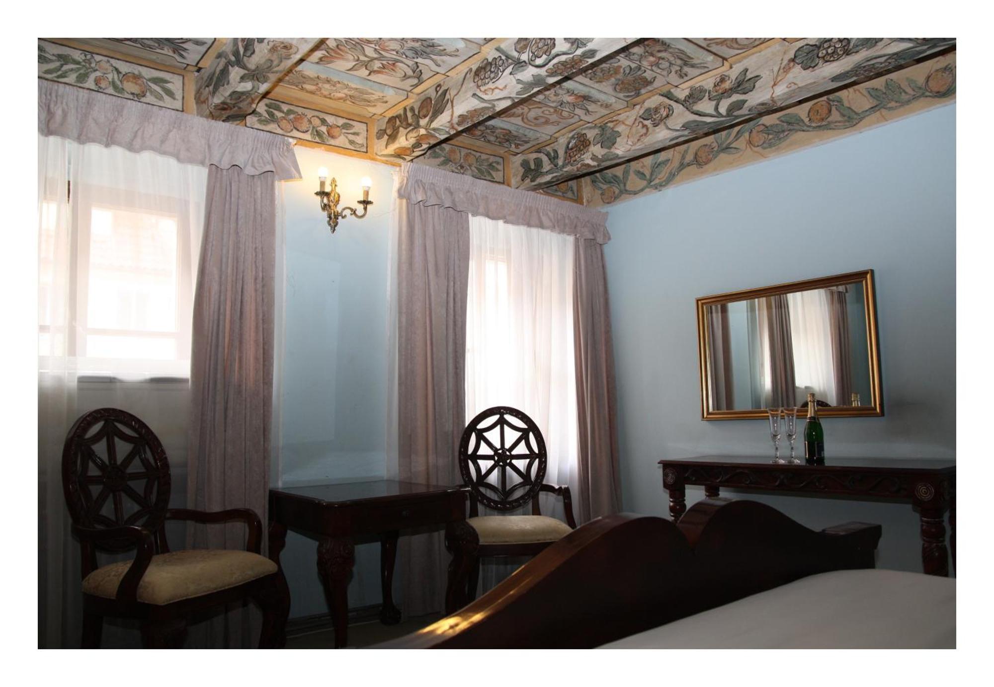 Otel Golden Age Prag