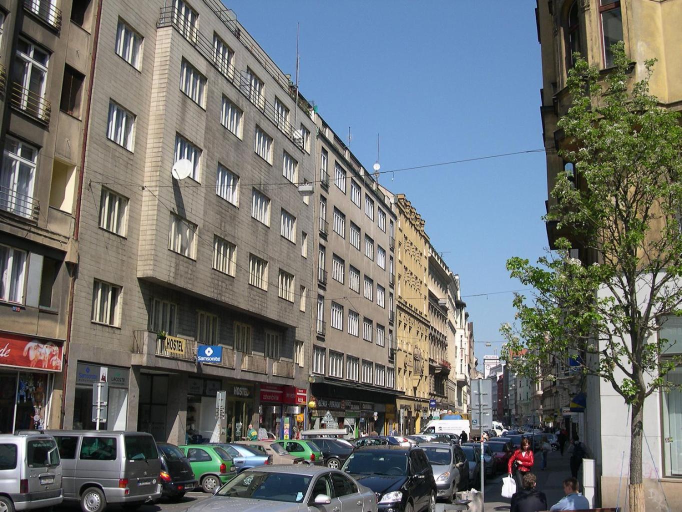 Apartment With 2 Bathrooms