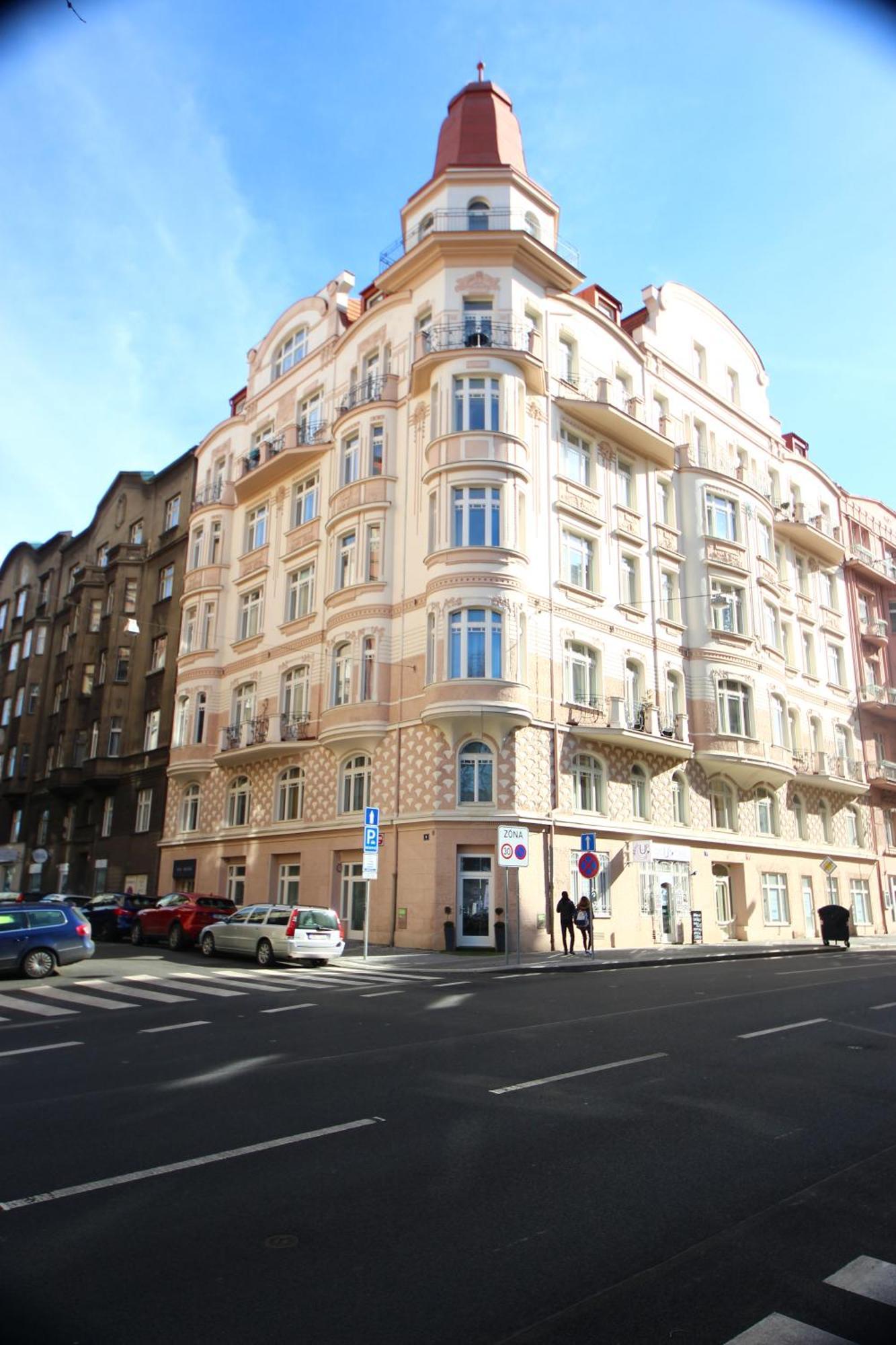 Daire Quiet In The Center With Own Terrace *