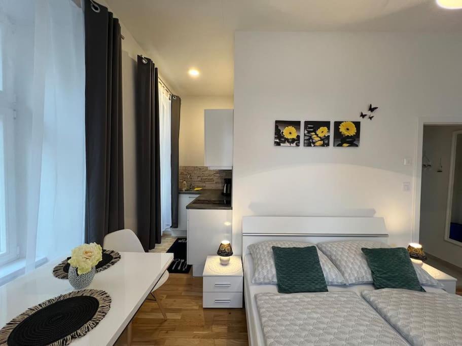Appartement 1 Florenc Hlavni Mesto Romantic