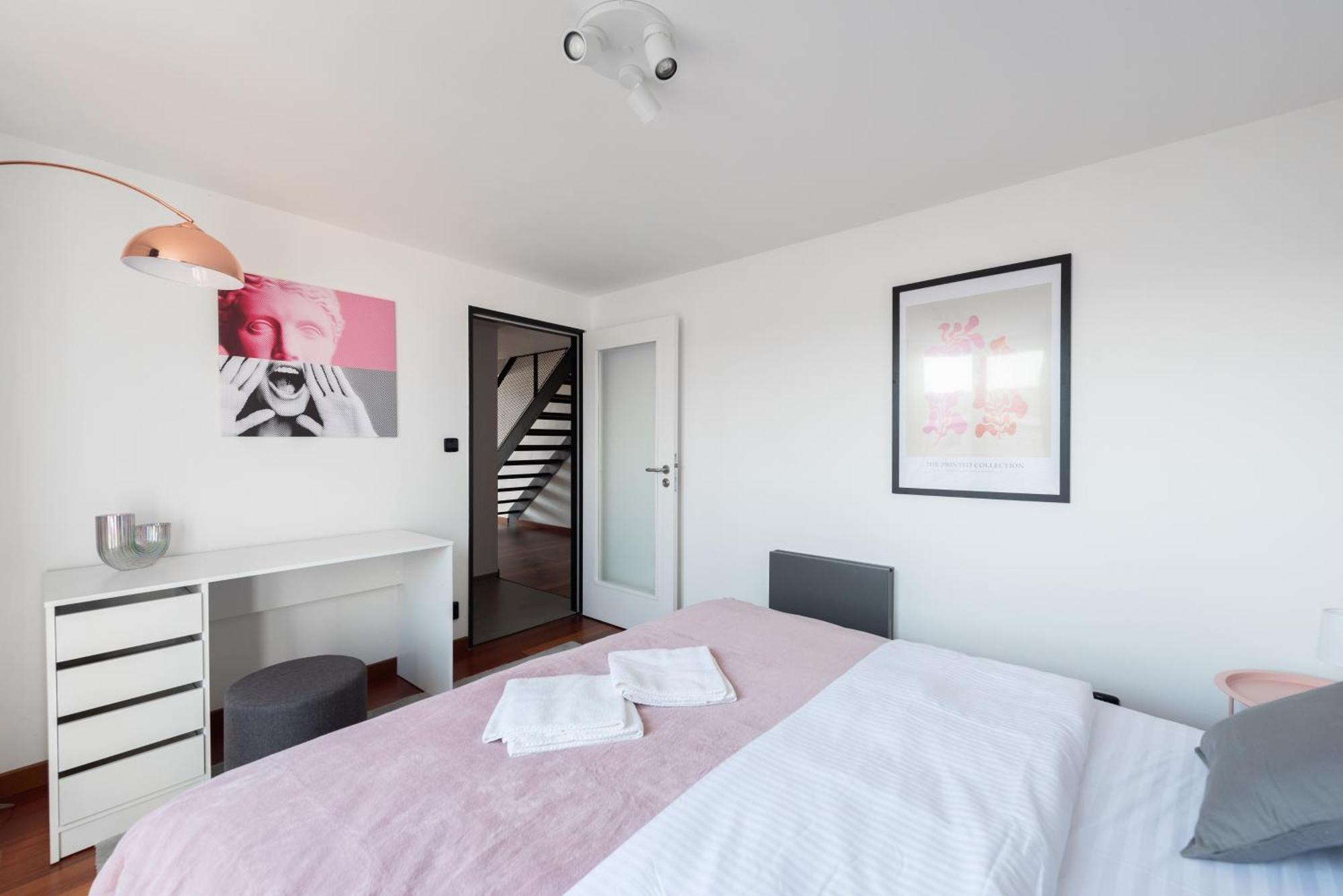 Apartments With Large Balcony, Parking Prague Prague