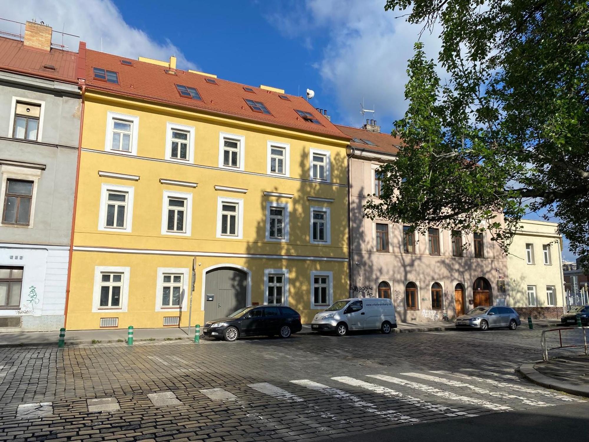 Honest Karlin Aparthotel Praga
