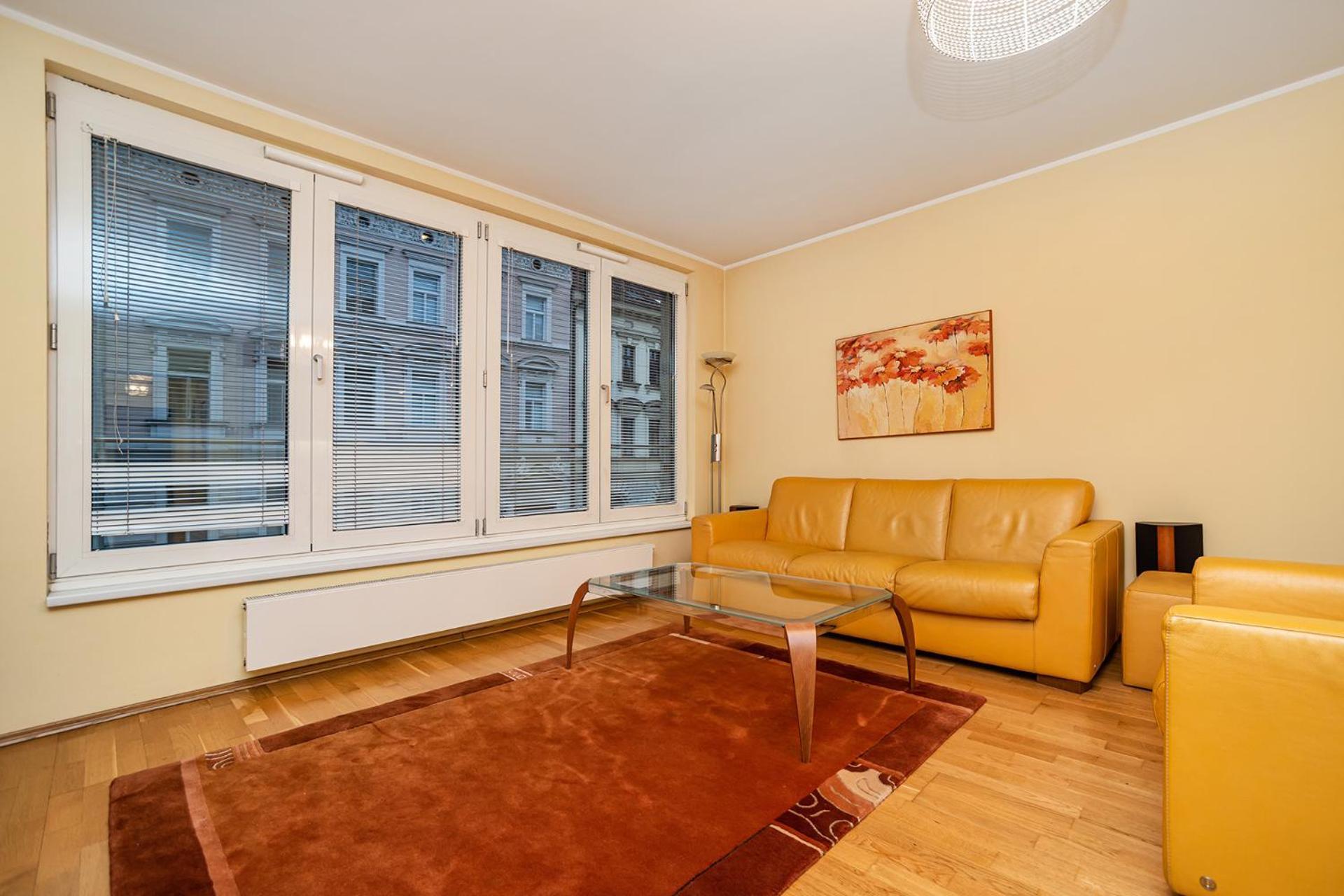 Karla Englise Apartment